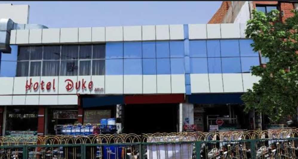 Oyo Hotel Duke Inn Jhānsi Zewnętrze zdjęcie
