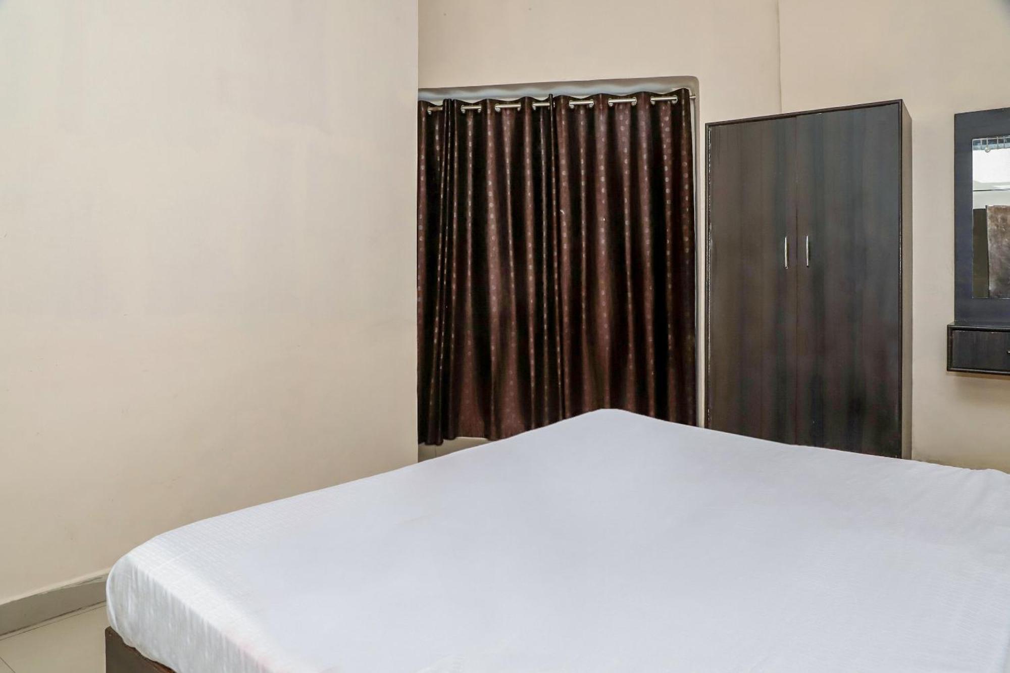 Oyo Hotel Duke Inn Jhānsi Zewnętrze zdjęcie