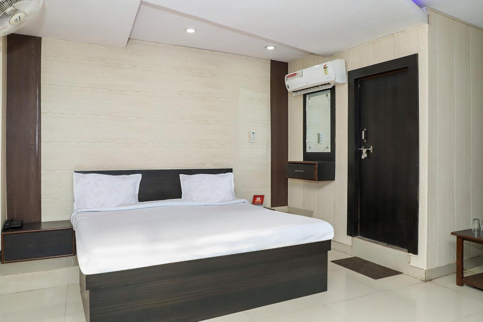 Oyo Hotel Duke Inn Jhānsi Zewnętrze zdjęcie